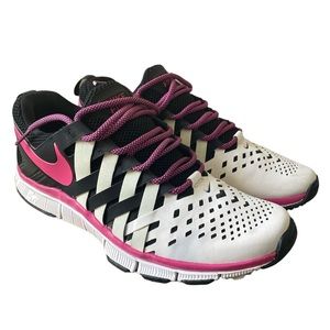 Men’s EUC Nike Free Trainer in White Pink Black Size 10.5